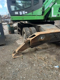 Used equipment: Sennebogen 821M