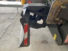 Used equipment: Sennebogen 718 Tree Care Handler