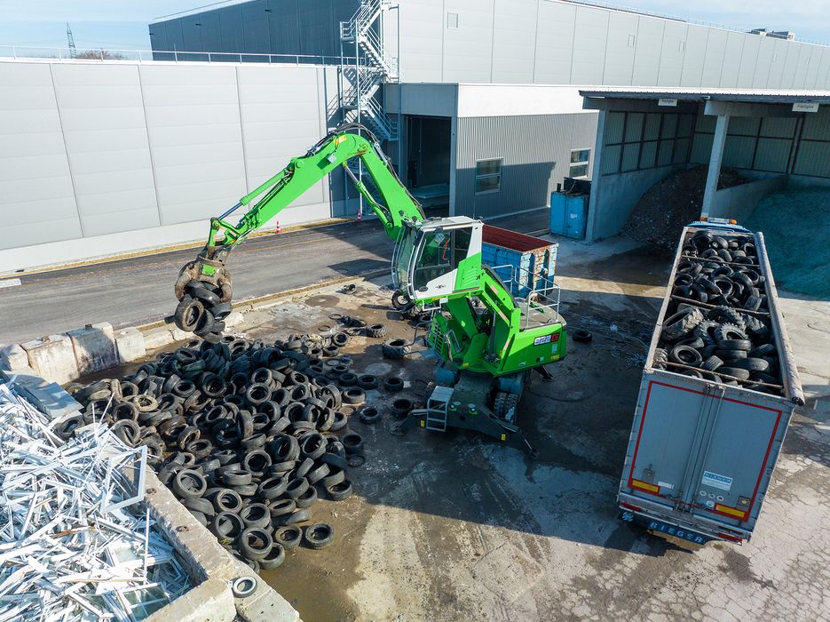 Sennebogen 822G Application Photo 1